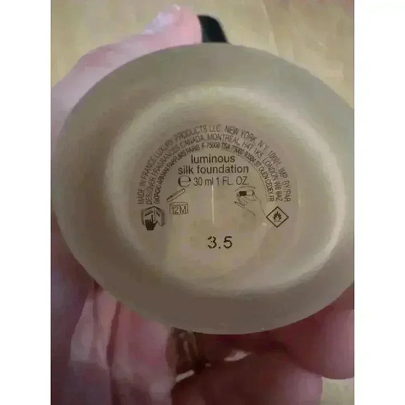 GIORGIO-ARMANI Luminous Silk Foundation # 3.5 - light to medium warm undertone - Picture 6 of 8